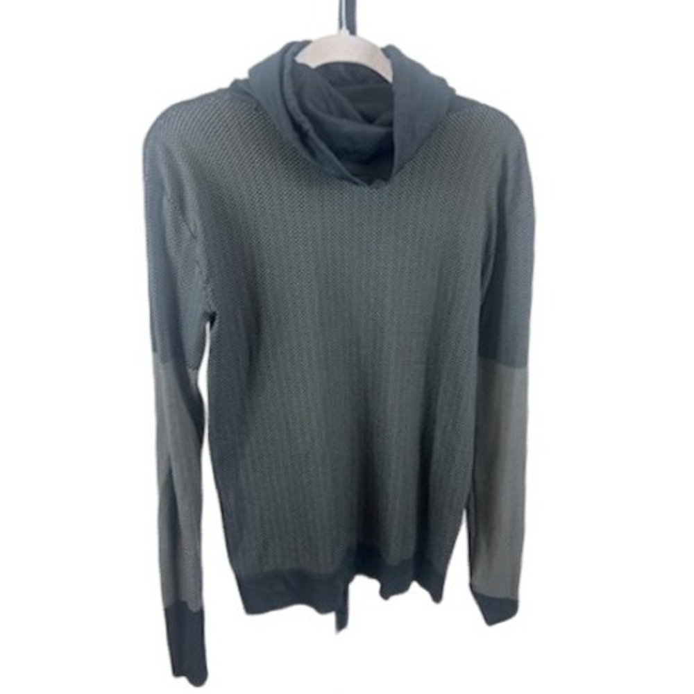 Nike Dri-FIT Pullover Gray Long Sleeve Running Top Contrasting Sleeve Size Large